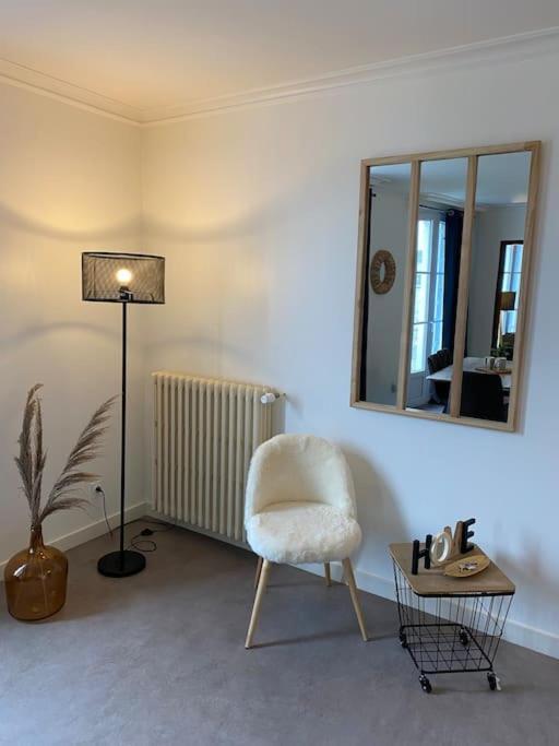 Apartment +++ Tres Agreable En Centre Doue-la-Fontaine